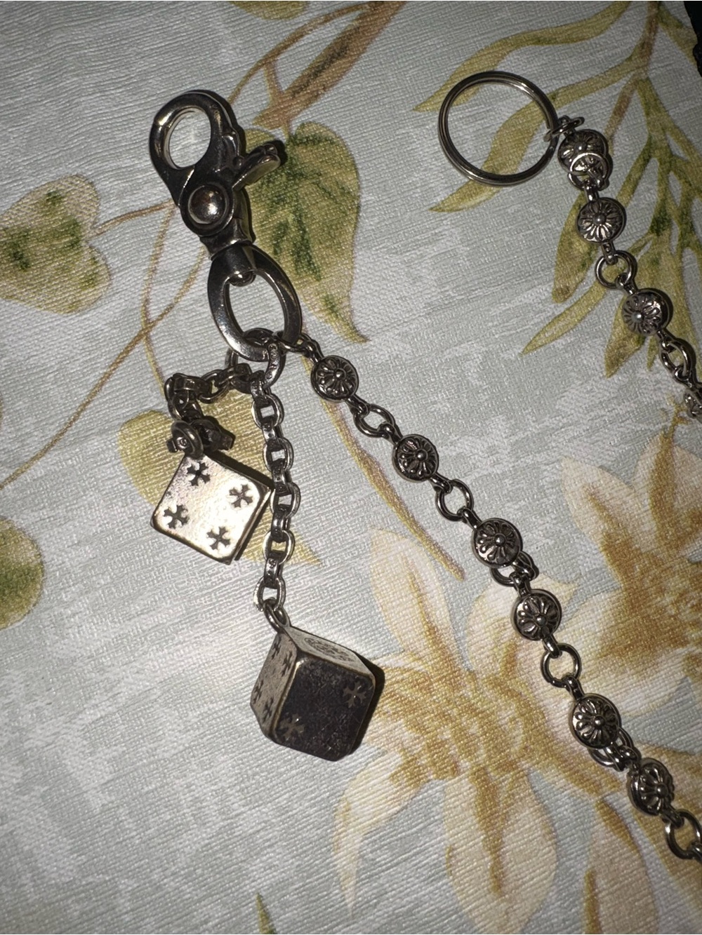 COPY-Chrome hearts chain - Picture 2 of 5